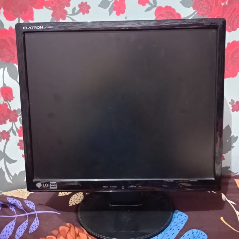 LED LCD Monitor PC Komputer Dekstop CCTV 15 inch kotak merek camur Normal no minus Garansi Free Kabel Power