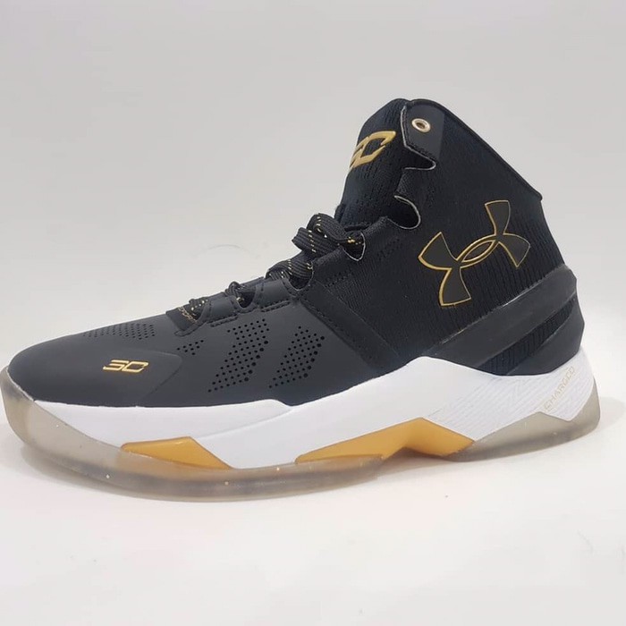 UNDER ARMOUR CURRY 2.0 *BLACK WHITE *