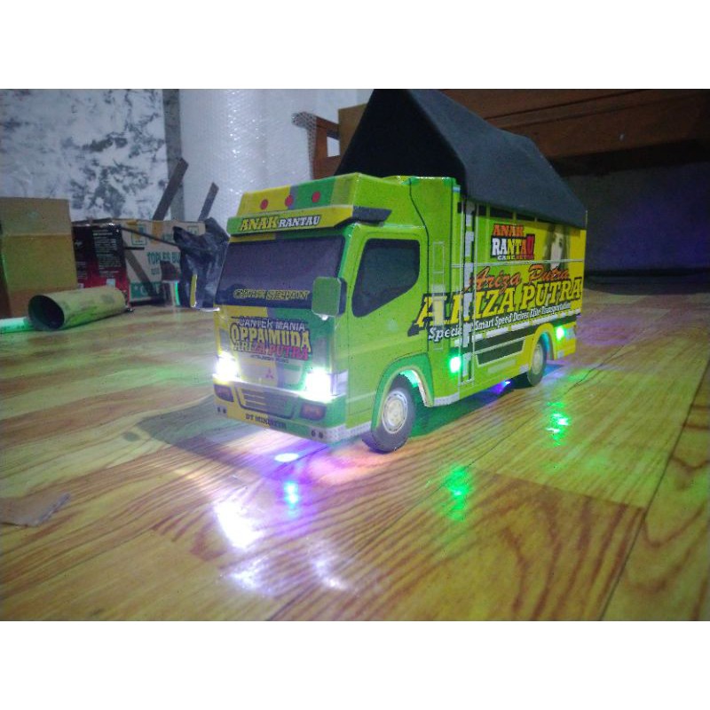 muniatur truk cabe murah