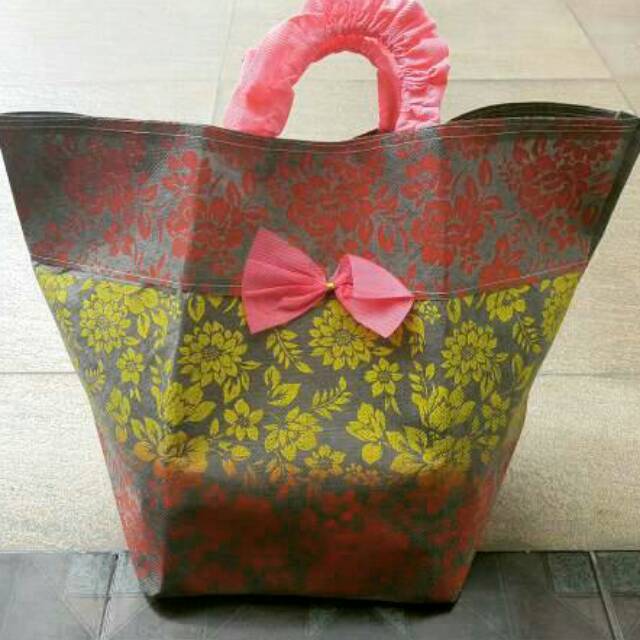 

BARU TAS KAIN DUAL WARNA DOS 20 ISI 12 PCS