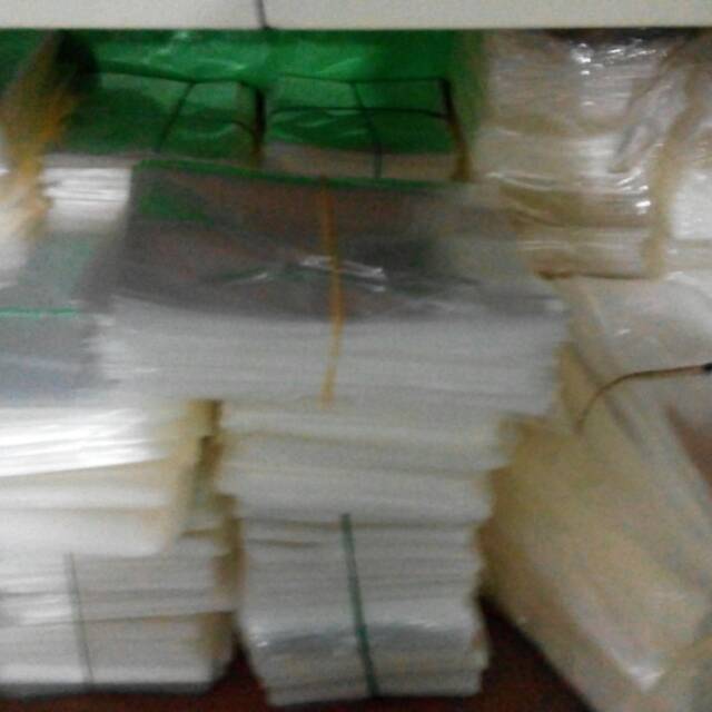 Plastik OPP per 100 gram