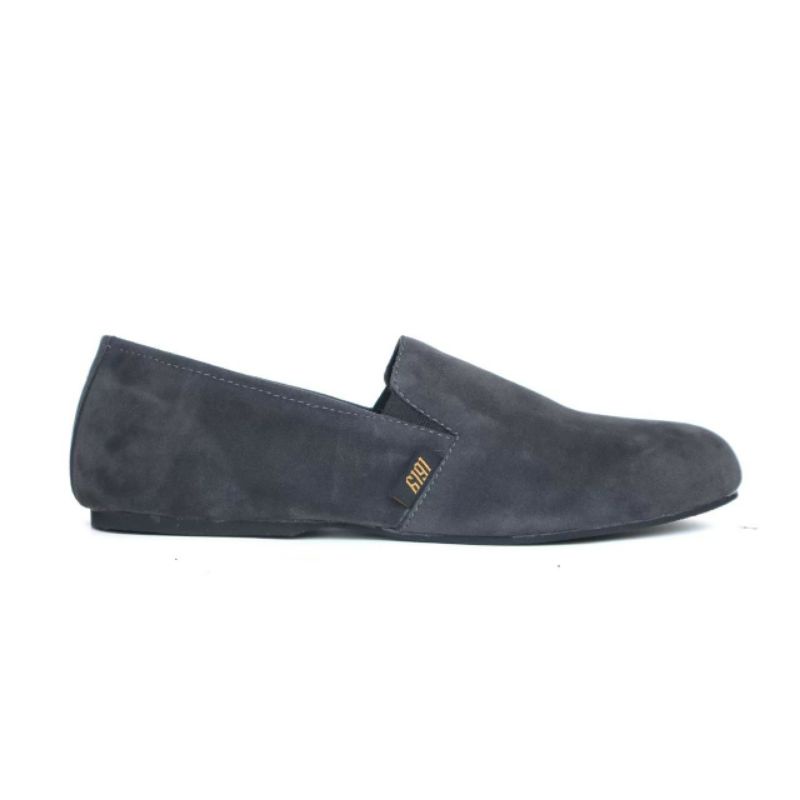 CHORD GREY Sepatu Slip On Pria Kulit Suede Spatu Casual Santai Slop Mian Keren Selop Kasual Kerja Kondangan Pesta