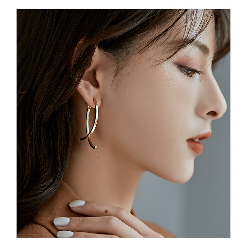 Anting Tusuk Bentuk Salib Bahan Silver 925 Untuk Wanita