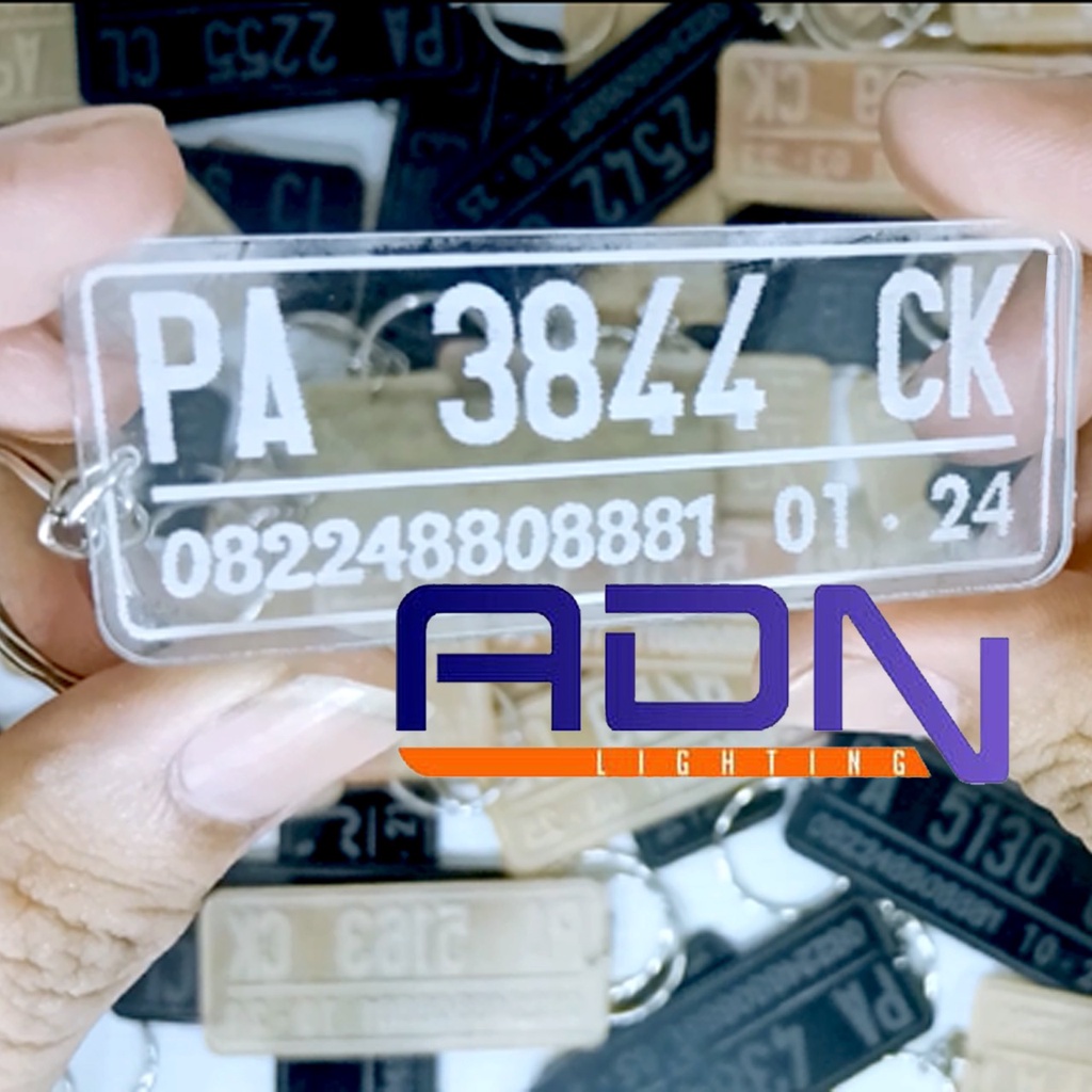 Gantungan kunci model plat NOMOR akrilik grafir MOTOR MOBIL CUSTOM