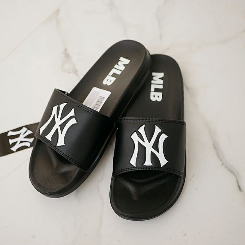 Sandal Slide MLB NY Premium Unisex Termurah | Sendal Slip On Pria/Wanita Terlaris | Sandal Slop MLB Pria Wanita Terlaris