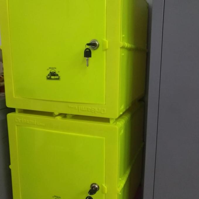 

Termurah Origami Koma Kontainer Lemari (Container Box) 64 Liter Dengan Kunci