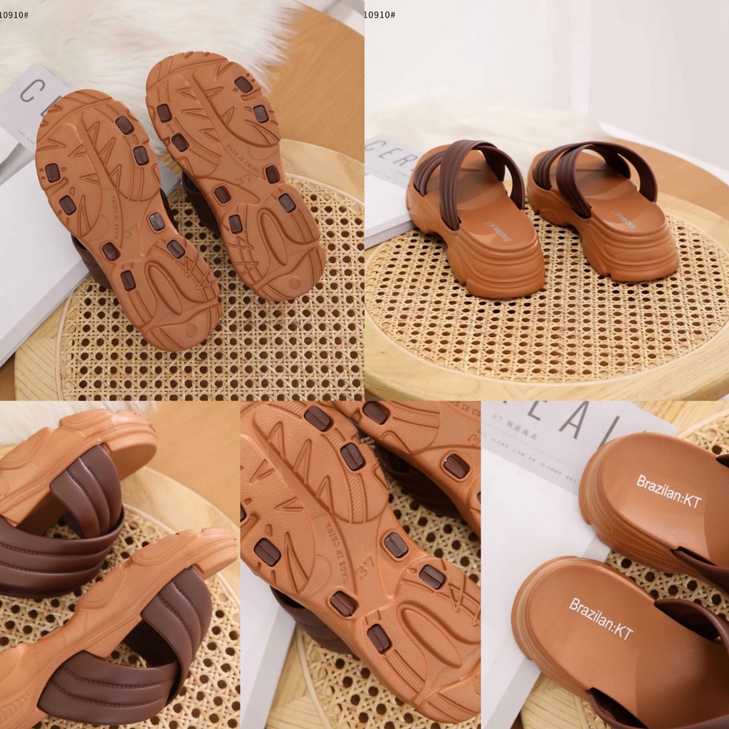 Slippers For Women With Rubber Sandal D10910