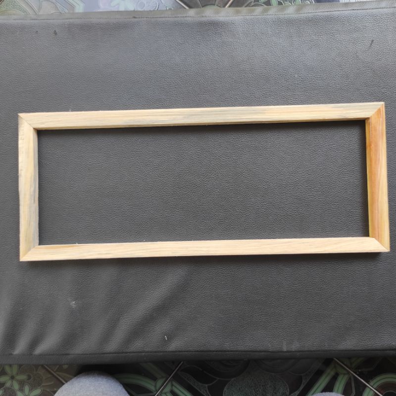 

Spanram Kayu Ukuran Custom 20×60 cm