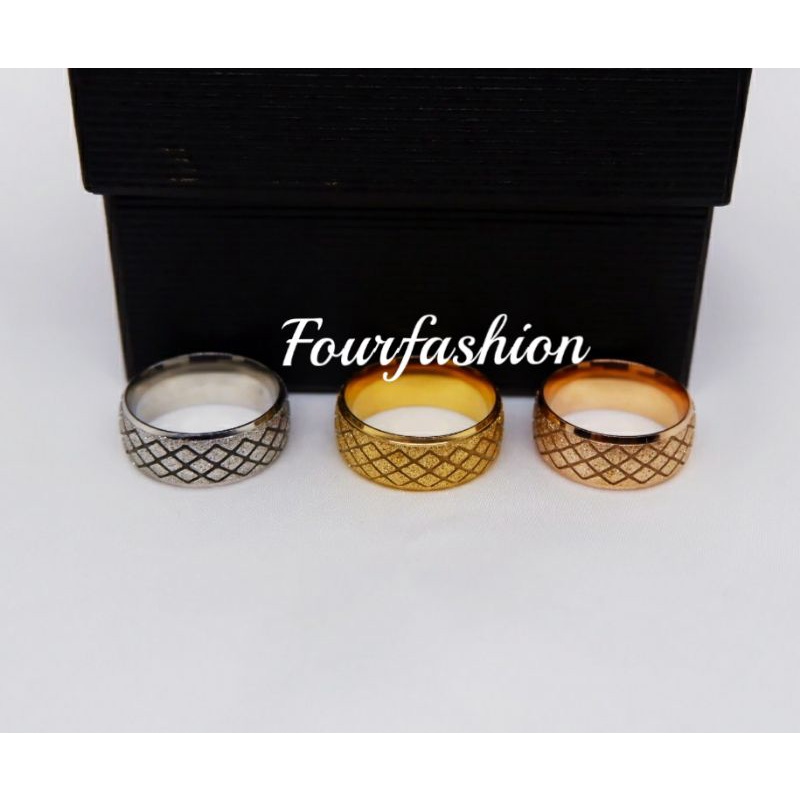 Fourfashion Cincin Couple Titanium Motif Jaring Pasir PAI023