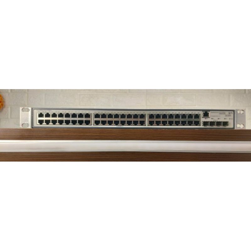 3Com Baseline 2952-SFP Plus 48 Port 4x SFP Gigabit Ethernet Switch 3CRBSG5293