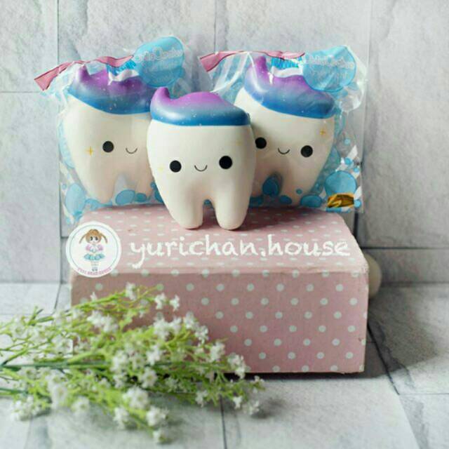 SQUISHY GALAXY TOOTH by CUTIE CREATIVE (original licensed)