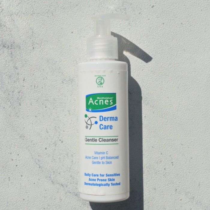 Acnes Derma Care Gentle Cleanser 120 gr