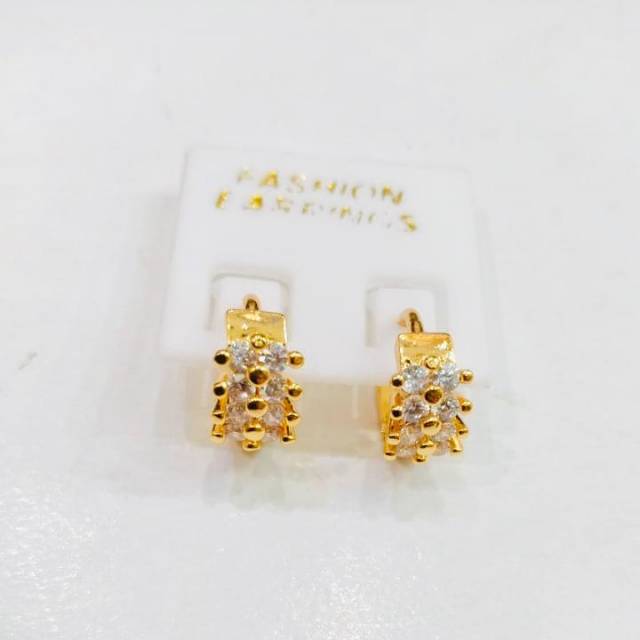 Anting wanita //anting lapis emas //anting jepit //anting pengganti emas //anting