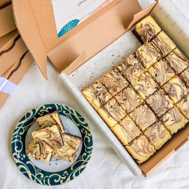

BROWNIES KETAN CREAMCHEESE TERENDOL TERMURAH