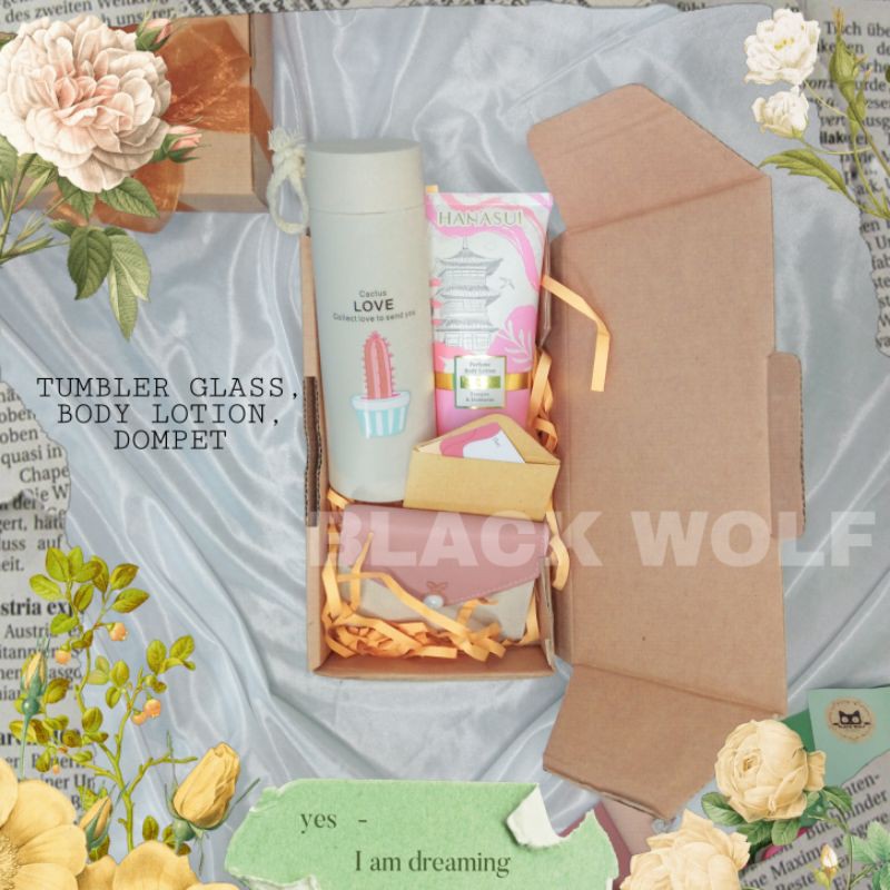 

Kado Hampers Wanita Lucu | Kado Ultah cewek | Giftbox birthday | Hampers unik wanita