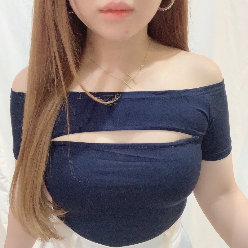 Off Shoulder Cut Out Front Top | Baju Sabrina Atasan Wanita Korean Fashion | Maimon Grosir