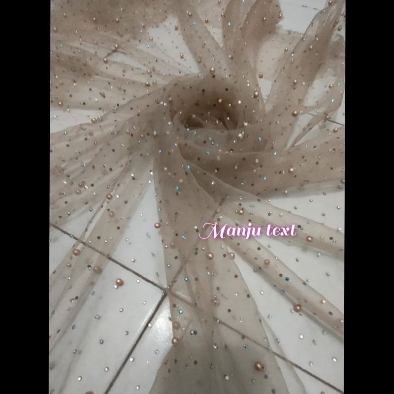 Tulle Mutiara Swarovski