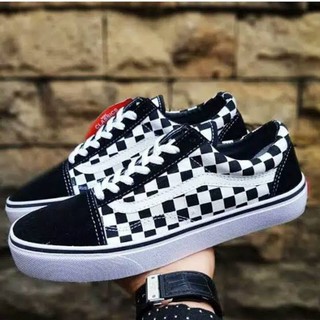  sepatu  Vans  old school catur  Shopee Indonesia