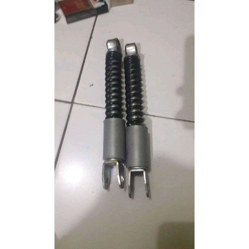 Daleman Fork depan Yamaha v80