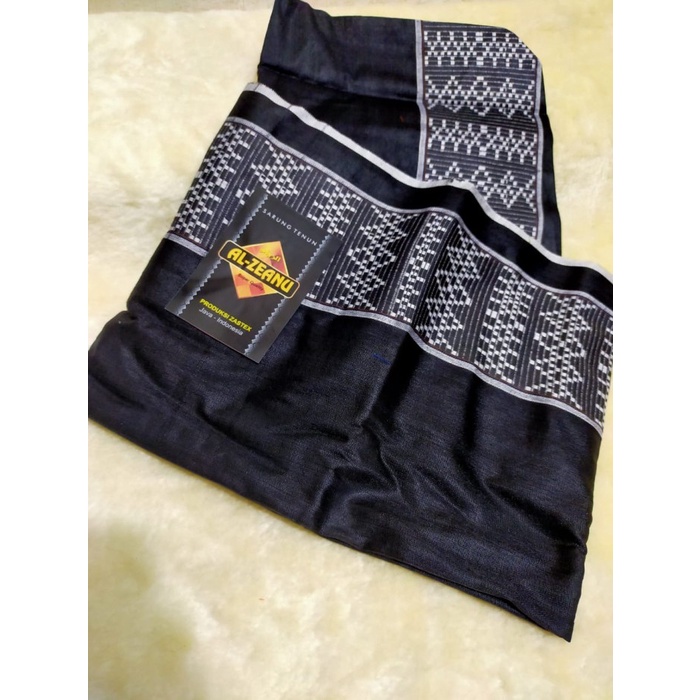 Sarung tenun motif songket al zeanu/  warna dan motif random