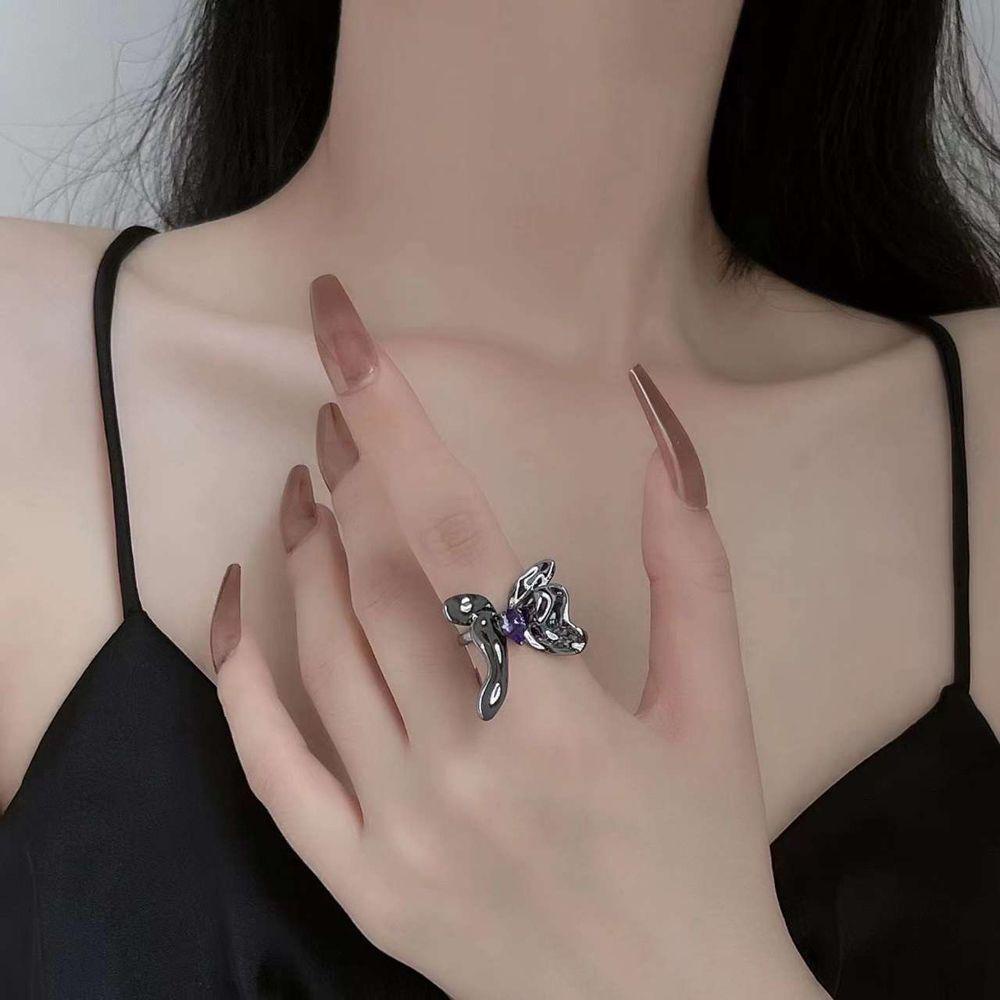 Mxbeauty Cincin Wanita Keren Unik Pasangan Cincin Kupu-Kupu Niche Desain Pembukaan Cincin Fashion Perhiasan