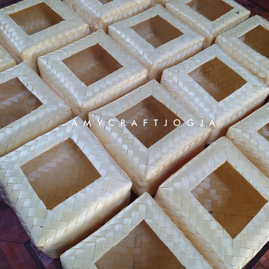 Sepasang Besek 18 x 18 cm Mika Blicing / Besek Hias Mika / Besek Blicing Mika / Besek Tutup Mika