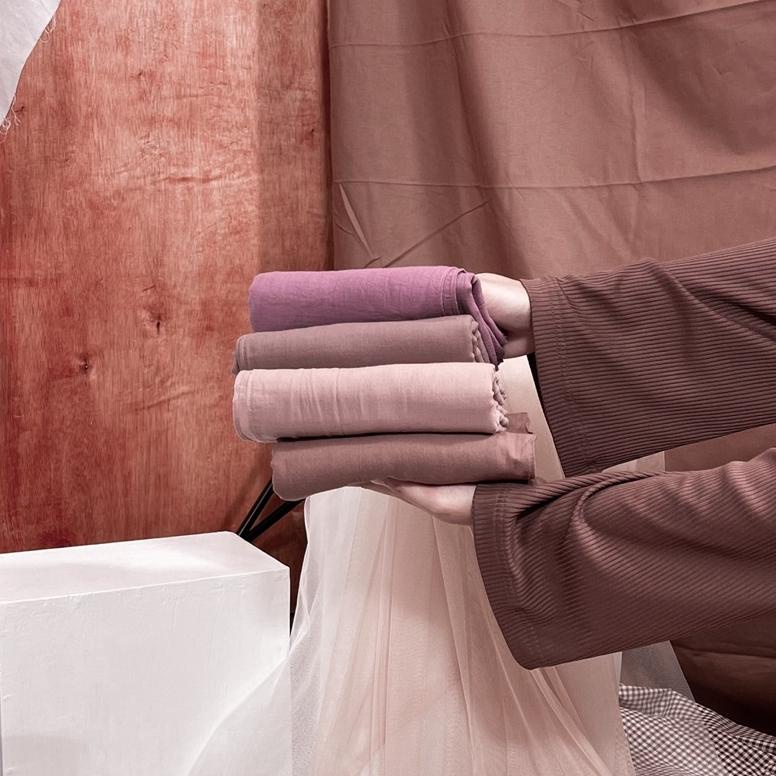 Cendani Square ( Syari Size 135 X 135Cm )