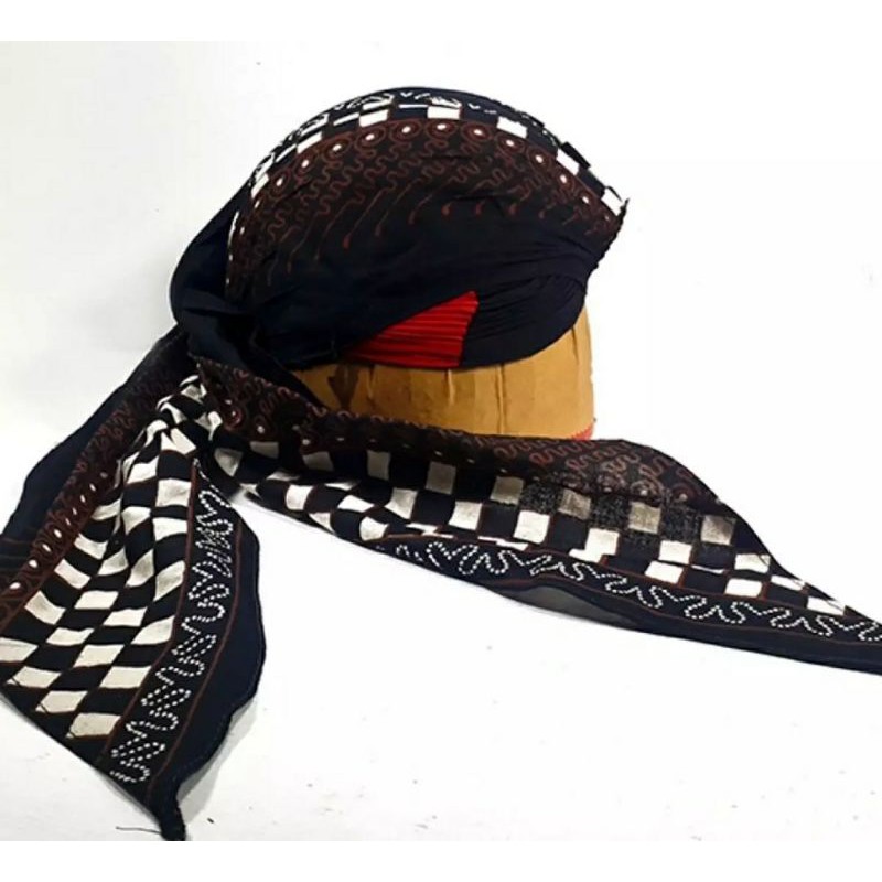 BLANGKON JOGJA LIPAT SLIWIR MOTIK KOTAK-KOTAK PARANG COKLAT