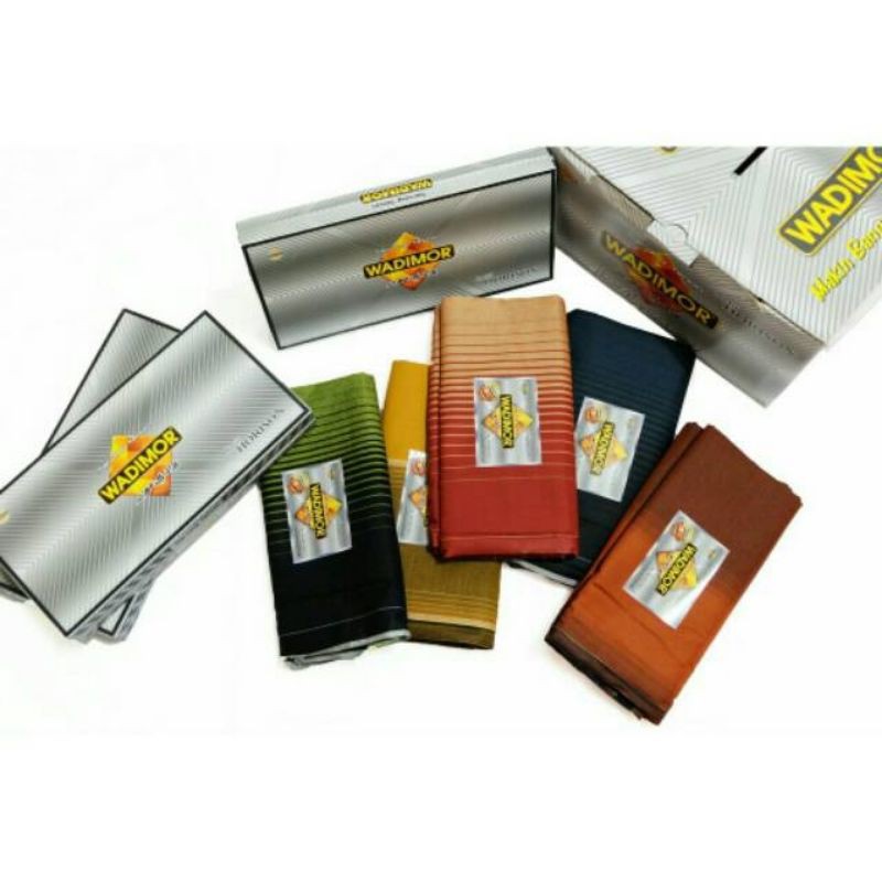 Sarung WADIMOR HORISON