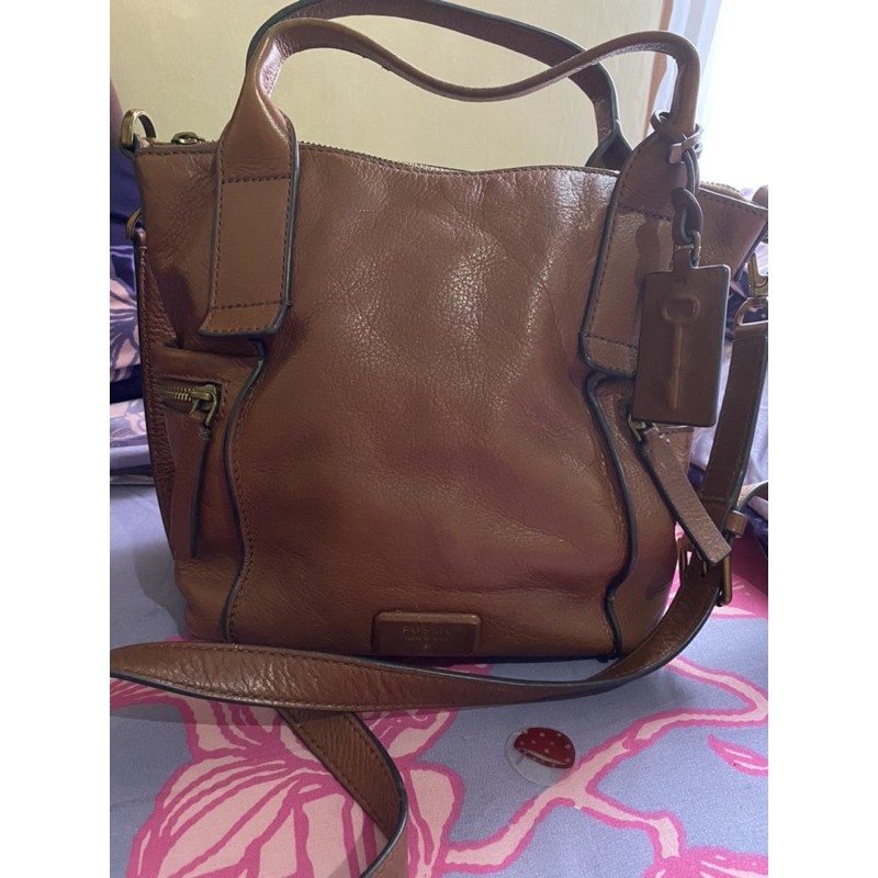 tas fossil emerson size medium (sold)