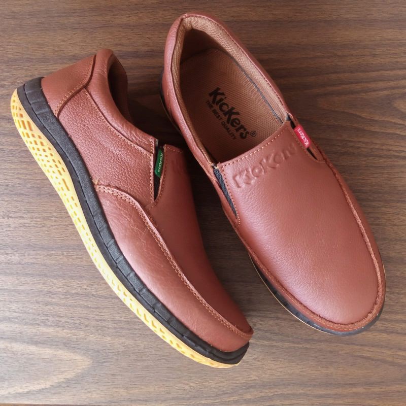 Kickers Sepatu Bahan Kulit Asli Pria Casual Santai Model Slip On Murah