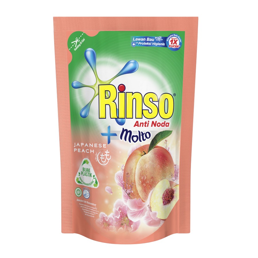 DETERJEN CAIR RINSO MOLTO JAPANESE PEACH ANTI NODA 700ML POUCH