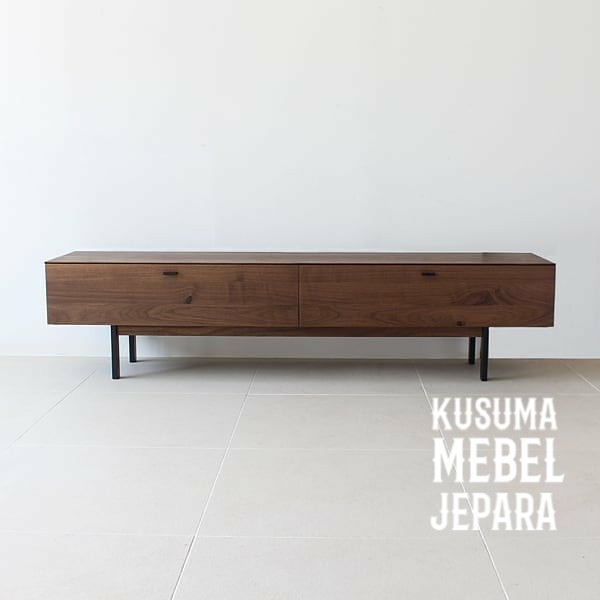 Meja TV Kabinet Retro Classic Kayu Jati (Panjang 150cm, Tinggi 60cm)