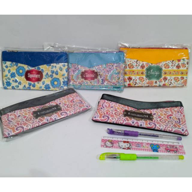 

Tempat/dompet/kotak pensil retsleting motif terbaru