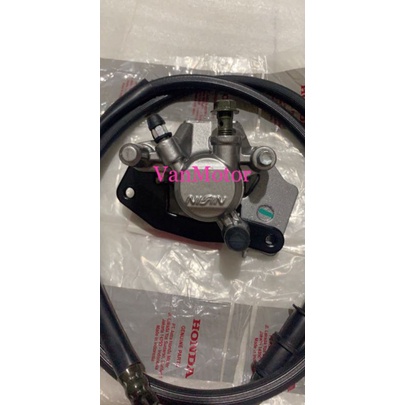 KALIPER CAKRAM DEPAN PALA BABI BEAT NEW Fi ESP STREET CBR TECHNO SET MASTER REM SELANG HONDA KVB ORI NISSIN 1pc kaliper 1pc master rem 1pc selang