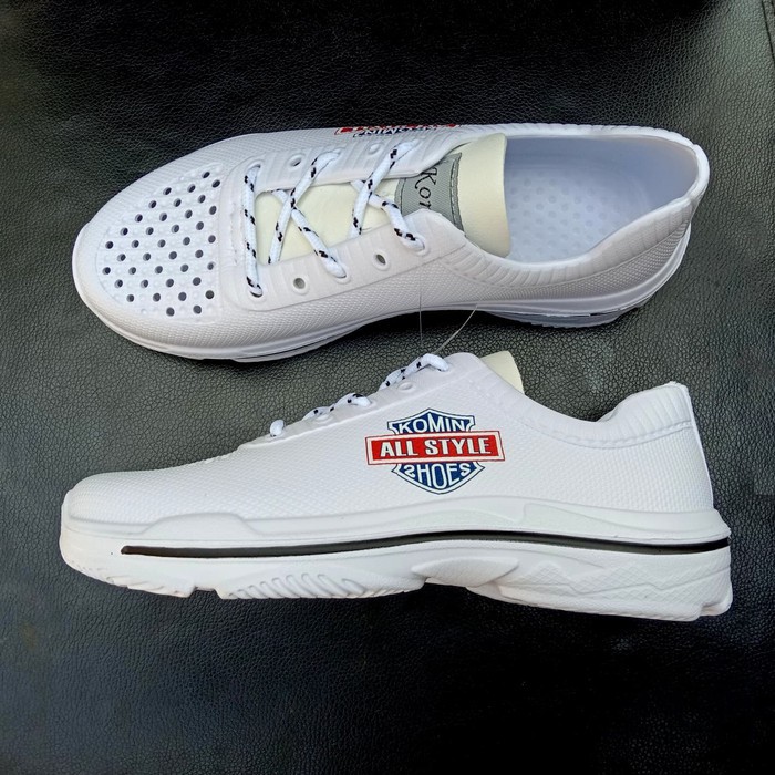 SEPATU KARET RINGAN ANTI AIR KOMIN ORIGINAL MODEL ALL STYLE PUTIH SIZE 39 - 44