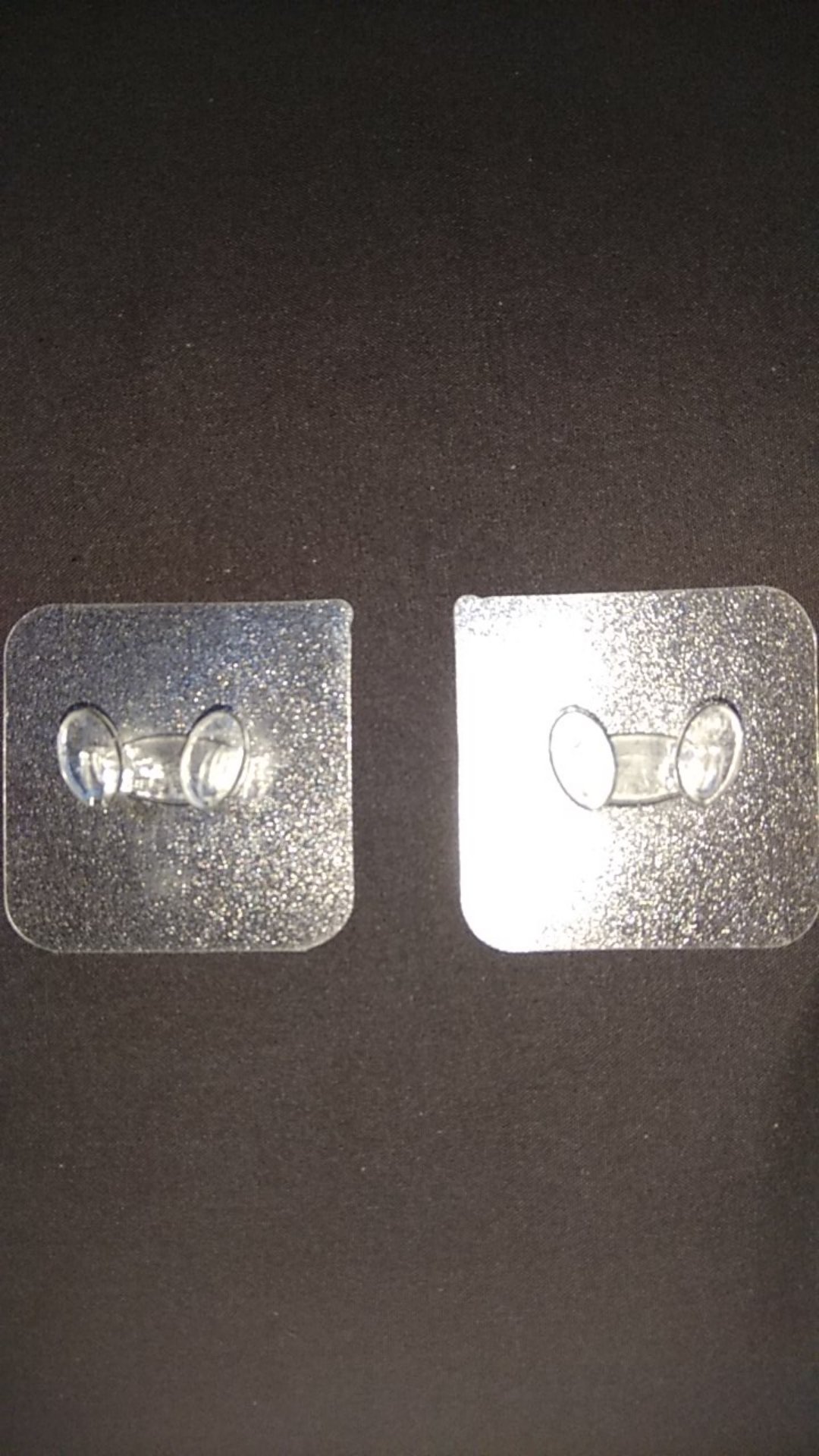 Tempelan Dinding Penyangga Kepala Kabel Transparan / Hook Gantungan Colokan Kabel Listrik Casan Hp