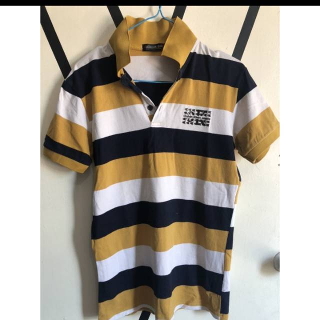 Baju kaos priloved random