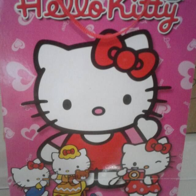 

Tas Kertas Karakter