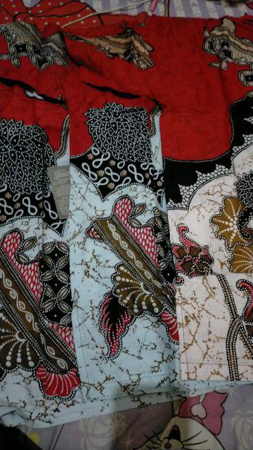 Kemejabatikpria/batikpria/batikcowok/bajubatik/pakaianbatik/batikpekalongan/batik Oval Litle