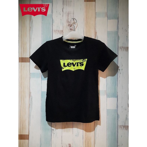 Second Branded Thrift LEVIS kaos hitam, baju second branded collections
