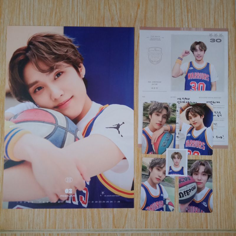 THE BOYZ JACOB SEASON'S GREETINGS 2022 SG22 ATHLETE CLUB PHOTOCARD PC POSTER ID PHOTO CLUB APPLICATI