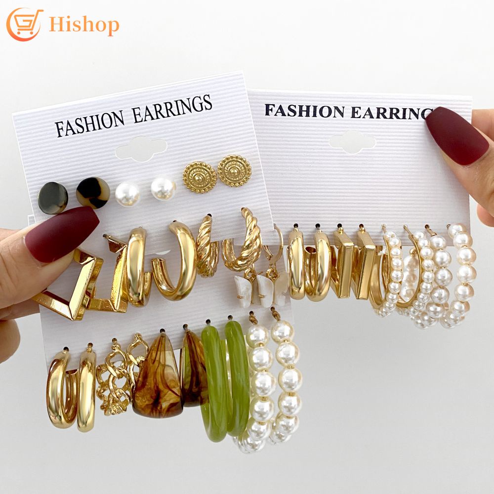 Set Anting Stud Desain Kupu-Kupu Aksen Mutiara Bahan Resin Gaya Vintage Untuk Wanita