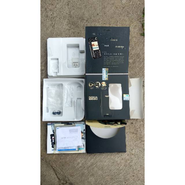

Kardus Nokia 6680