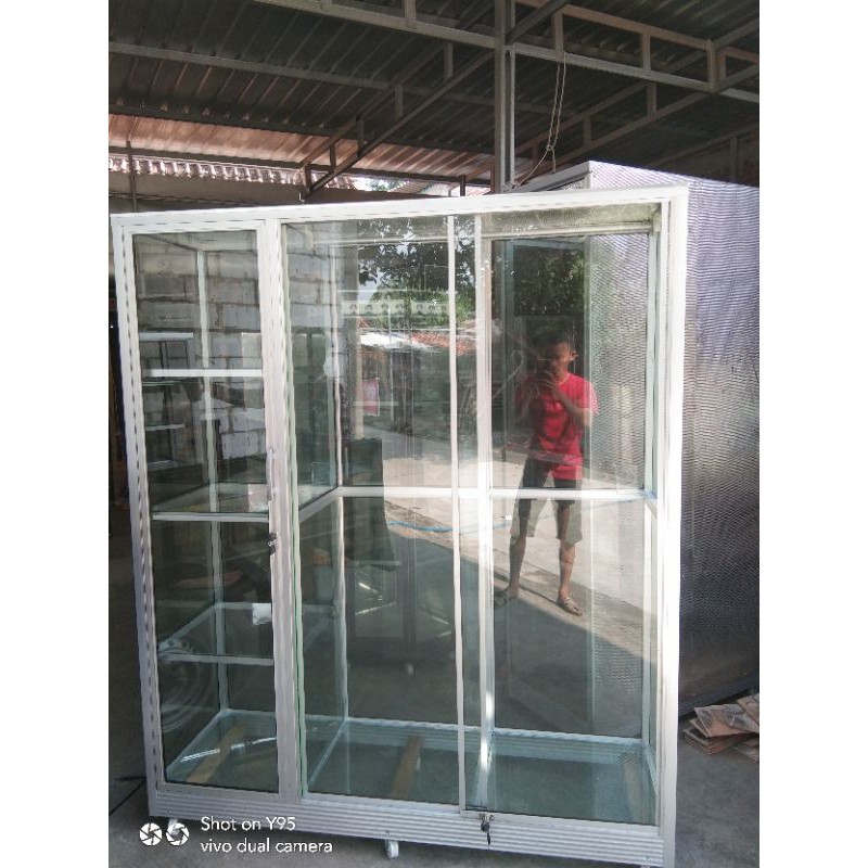 lemari pintu sliding / almari pakaian kaca alumunium pintu geser buka almari pakaian plastik