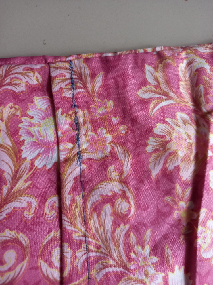 Sprei 180x200 Motif Polos Homemade