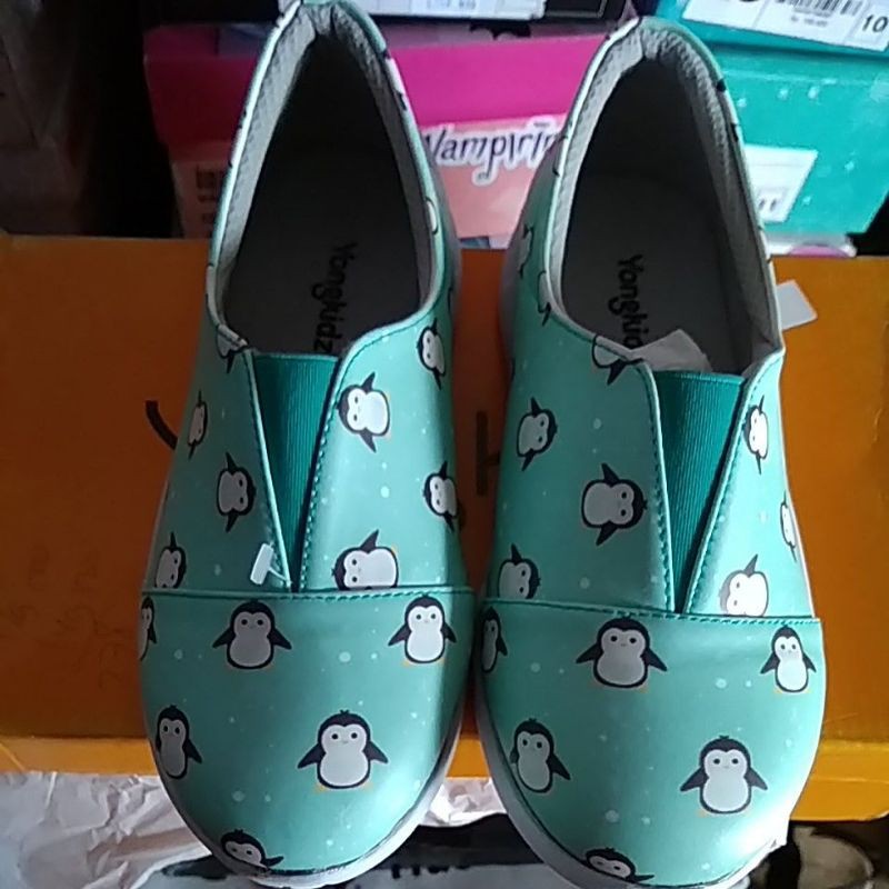 Sepatu Anak Perempuan Yongkidz
