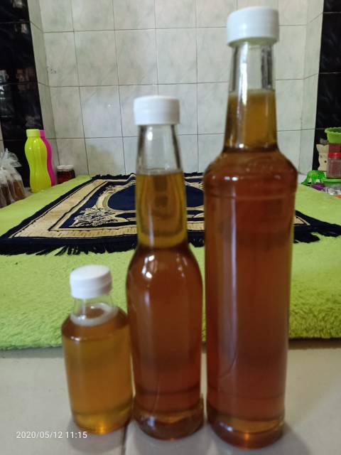 

Madu asli murni 100% / raw honey (madu mentah)