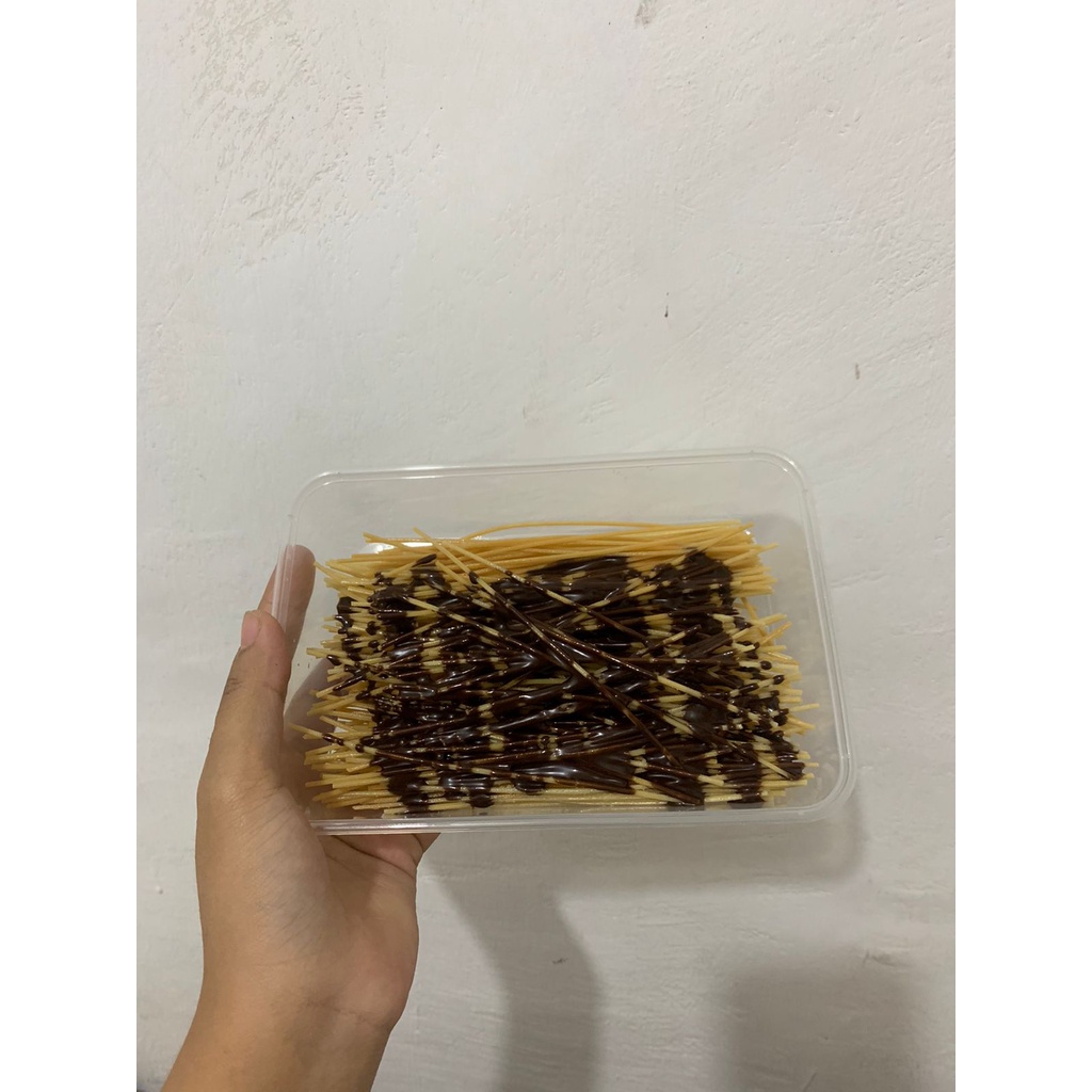 MIE LIDI BOX 500ML Wajib order DUS mielidi mi lidi lumer mie lidi pedas Snack Mie Lidi Bumbu Kering Mie Lidi Manis Coklat Strawberry