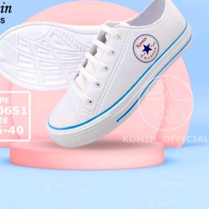『30%』 Sepatu Sneakers Komin Putih K065 uk 36-40 Lambang "Converse" terbaru